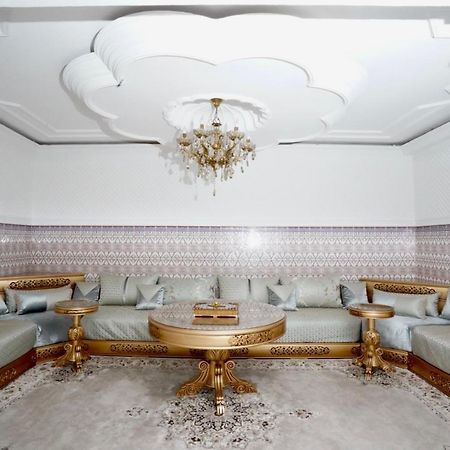 Apartment Oumnia 1 - City Center Танжер Екстер'єр фото