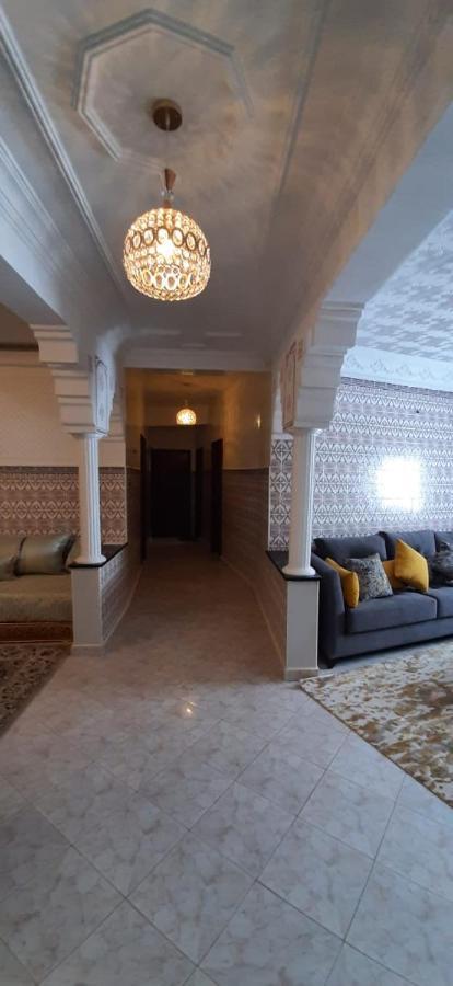 Apartment Oumnia 1 - City Center Танжер Екстер'єр фото