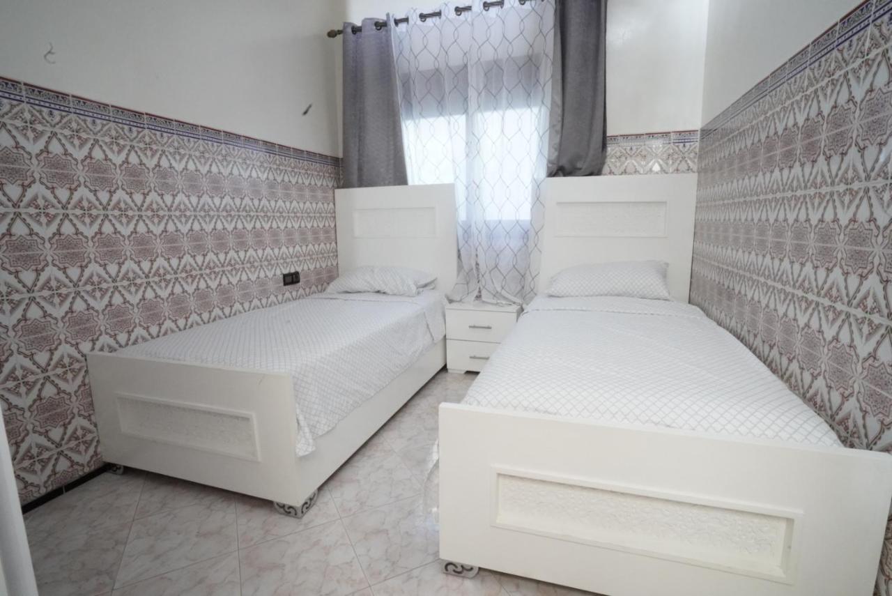 Apartment Oumnia 1 - City Center Танжер Екстер'єр фото