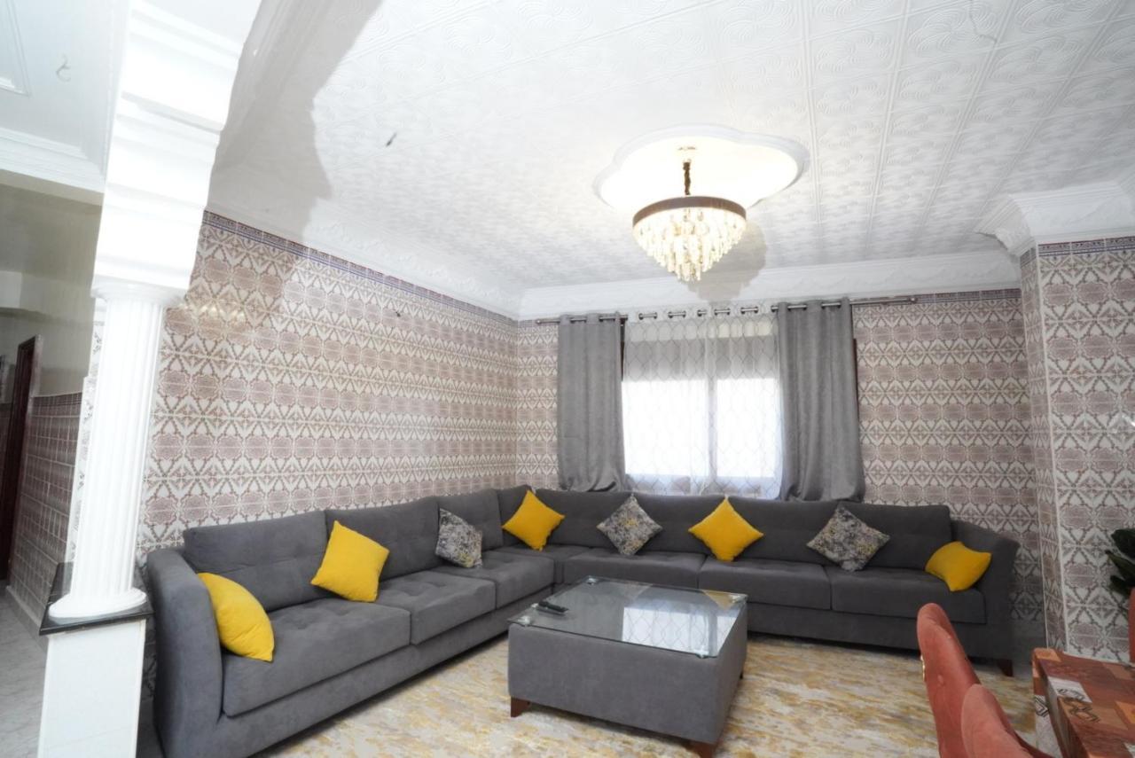 Apartment Oumnia 1 - City Center Танжер Екстер'єр фото