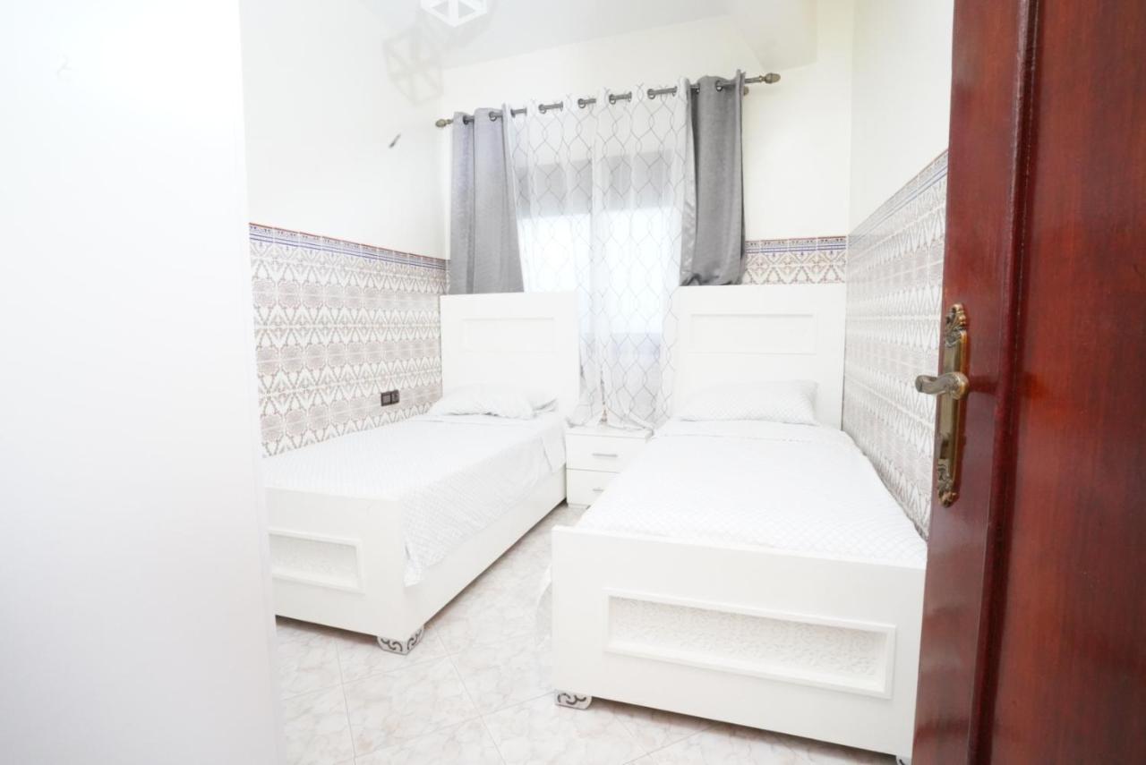 Apartment Oumnia 1 - City Center Танжер Екстер'єр фото